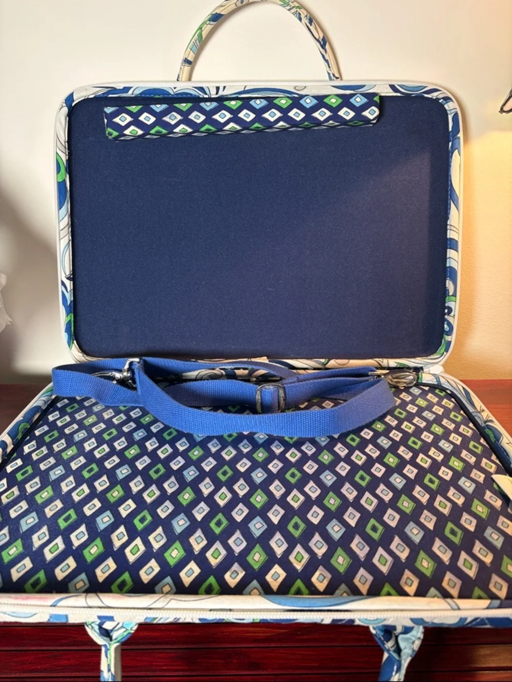 Vera Bradley stylish quilted